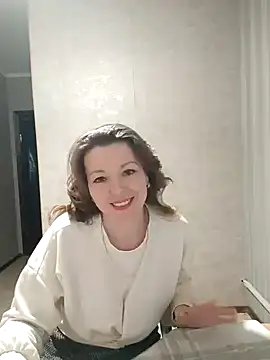 Snapshot of VselenaSun402 chatting on February 2025 11:21:02 AM VselenaSun402 online show from February 2025 11:21:02 AM