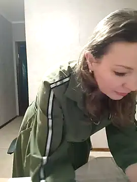 Snapshot of VselenaSun402 chatting on February 2025 12:57:02 PM VselenaSun402 online show from February 2025 12:57:02 PM