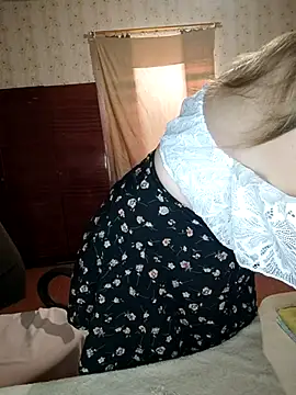 Snapshot of VselenaSun402 chatting on September 2025 10:16:02 AM VselenaSun402 online show from September 2025 10:16:02 AM