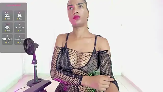 Snapshot of Zaya_Smith chatting on October 2025 03:37:02 AM Zaya Smith online show from October 2025 03:37:02 AM