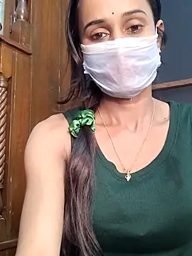 Snapshot of Oleevia chatting on February 2026 09:15:01 AM Oleevia online show from February 2026 09:15:01 AM