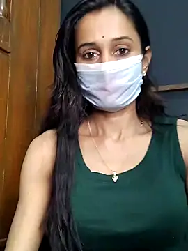 Snapshot of Oleevia chatting on February 2026 09:21:02 AM Oleevia online show from February 2026 09:21:02 AM