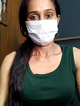 Snapshot of Oleevia chatting on March 2026 09:24:01 AM Oleevia online show from March 2026 09:24:01 AM