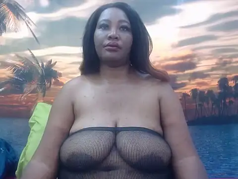 Snapshot of chubbydoll122 chatting on May 2026 03:38:01 PM chubbydoll122 online show from May 2026 03:38:01 PM