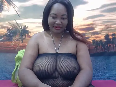 Snapshot of chubbydoll122 chatting on May 2026 03:47:01 AM chubbydoll122 online show from May 2026 03:47:01 AM
