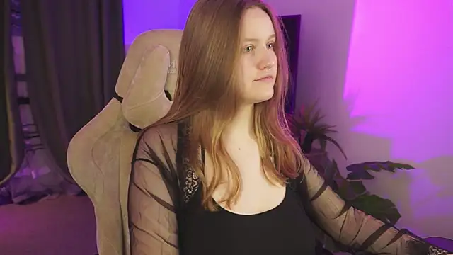 Snapshot of KellyPoter chatting on September 2025 09:53:02 AM KellyPoter online show from September 2025 09:53:02 AM