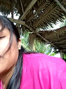 Karol-kamila19 online show from December 2024 09:19:02 PM