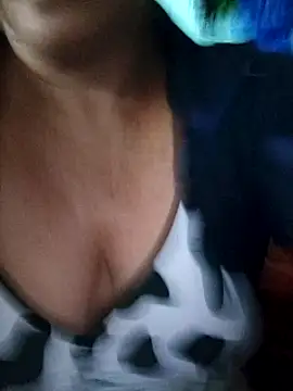 Kasandra Ho online show from February 2025 02:48:02 PM