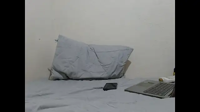 Snapshot of jubravobe chatting on December 2024 03:00:02 AM jubravobe online show from December 2024 03:00:02 AM