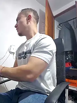 dragon1006 online show from March 2026 10:57:02 PM