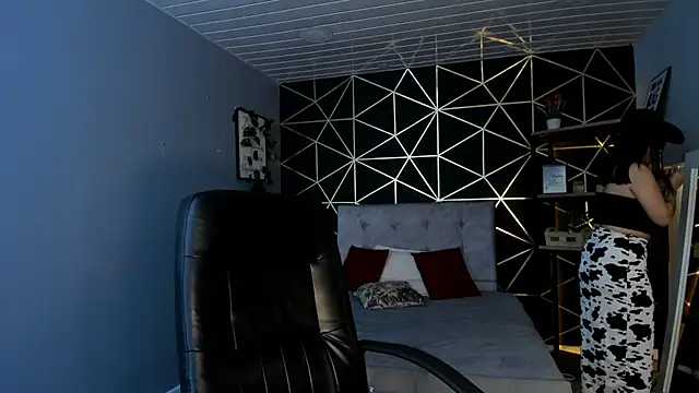 Snapshot of Lea_velle chatting on October 2025 03:40:01 AM Lea velle online show from October 2025 03:40:01 AM