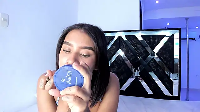 Fernanda brown18 online show from February 2025 10:04:02 PM