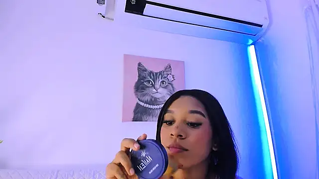 Fernanda brown18 online show from September 2025 02:28:01 PM