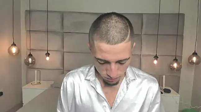Snapshot of King_Dante_ chatting on December 2024 08:37:01 PM King Dante online show from December 2024 08:37:01 PM