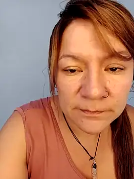 Snapshot of Skylar-Vox- chatting on February 2025 05:41:02 PM Skylar-Vox- online show from February 2025 05:41:02 PM