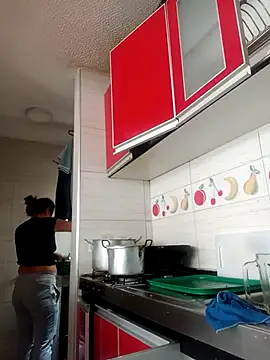 Skylar-Vox- online show from October 2025 02:15:02 PM