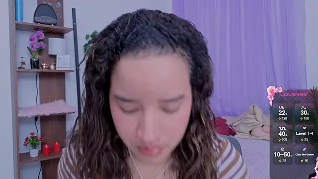 Snapshot of emilyrouxe chatting on March 2026 03:30:01 PM emilyrouxe online show from March 2026 03:30:01 PM