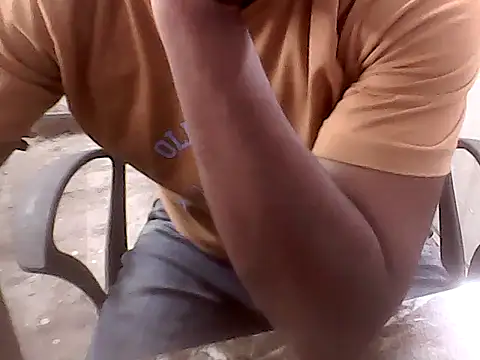 Snapshot of sudhastriper chatting on March 2025 01:36:01 PM sudhastriper online show from March 2025 01:36:01 PM