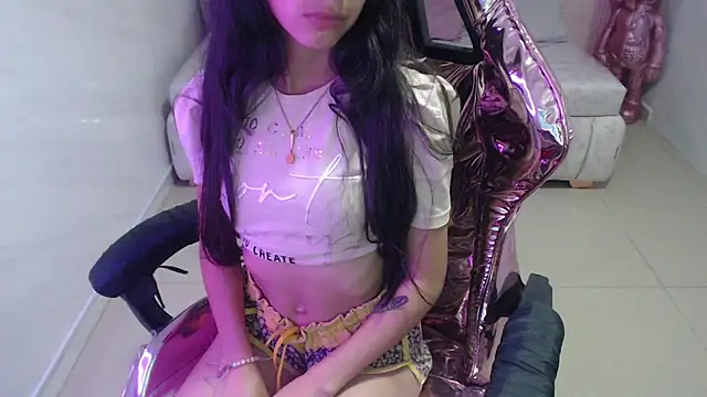 Snapshot of paris_sub1_ chatting on December 2024 08:58:02 PM paris sub1 online show from December 2024 08:58:02 PM