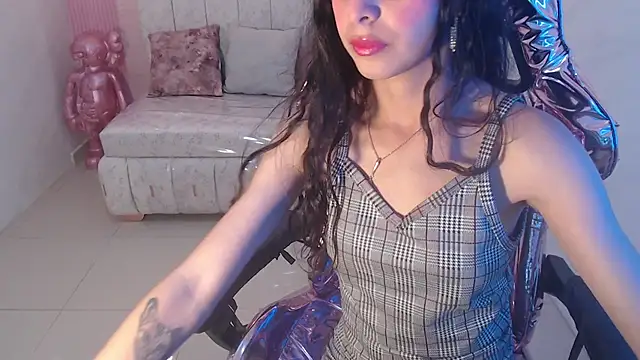 Snapshot of paris_sub1_ chatting on February 2025 08:05:02 PM paris sub1 online show from February 2025 08:05:02 PM