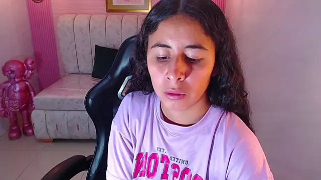 Snapshot of paris_sub1_ chatting on October 2025 01:01:02 PM paris sub1 online show from October 2025 01:01:02 PM