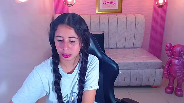 Snapshot of paris_sub1_ chatting on November 2025 01:00:01 PM paris sub1 online show from November 2025 01:00:01 PM