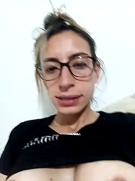 Snapshot of Melinaa-sex chatting on December 2024 02:41:01 AM Melinaa-sex online show from December 2024 02:41:01 AM