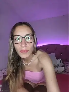 Snapshot of Melinaa-sex chatting on July 2026 01:11:01 AM Melinaa-sex online show from July 2026 01:11:01 AM