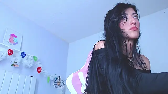 Thalia-megg online show from January 2025 11:56:02 AM