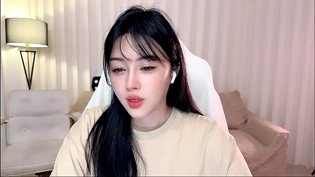 K-moumou online show from May 2026 04:01:02 PM
