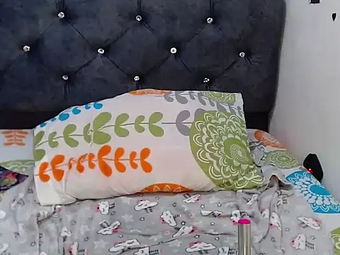 Lunaxx21 online show from February 2026 06:22:01 AM