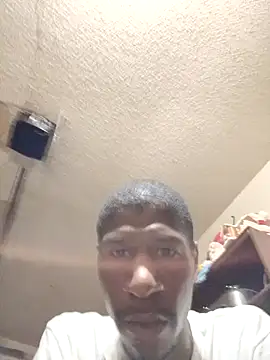 Snapshot of willywonka7793 chatting on January 2025 07:11:01 PM willywonka7793 online show from January 2025 07:11:01 PM