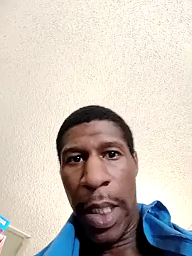 Snapshot of willywonka7793 chatting on March 2025 03:20:01 PM willywonka7793 online show from March 2025 03:20:01 PM