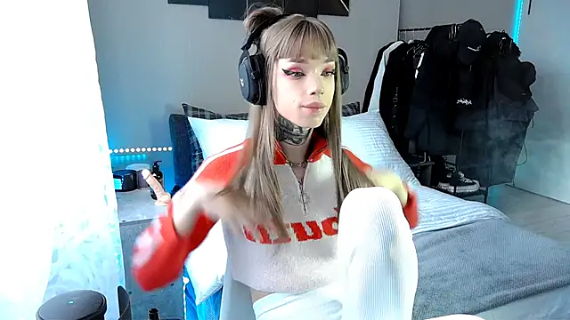 Tanya M online show from December 2024 10:45:02 AM