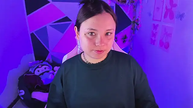 Snapshot of Carol_Pinter chatting on May 2026 04:37:02 PM Carol Pinter online show from May 2026 04:37:02 PM