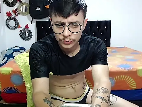 PaleVibes online show from April 2026 08:28:02 PM