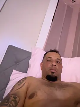 Snapshot of kelin17 chatting on September 2025 09:41:02 PM kelin17 online show from September 2025 09:41:02 PM