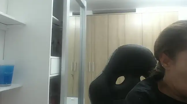 RoxanaLove9 online show from February 2025 01:48:02 AM