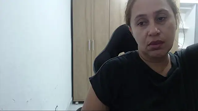 RoxanaLove9 online show from June 2026 02:16:01 AM