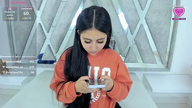 Annie9  online show from January 2025 07:25:01 AM