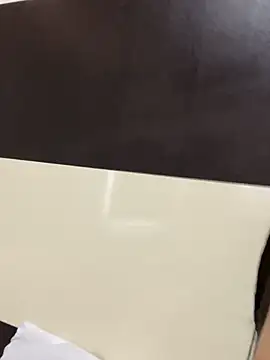 Annie9  online show from October 2025 03:57:02 PM