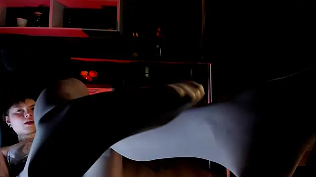 Snapshot of Siren_Vibe chatting on February 2025 11:10:02 PM Siren Vibe online show from February 2025 11:10:02 PM