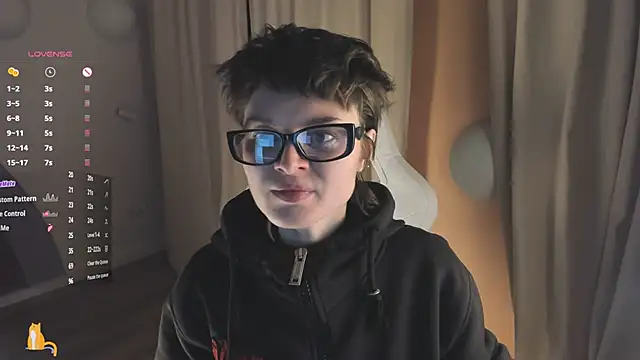 Snapshot of Siren_Vibe chatting on February 2025 06:56:02 PM Siren Vibe online show from February 2025 06:56:02 PM