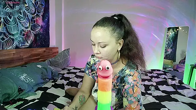 Snapshot of kellycakemeow chatting on February 2025 07:16:01 AM kellycakemeow online show from February 2025 07:16:01 AM