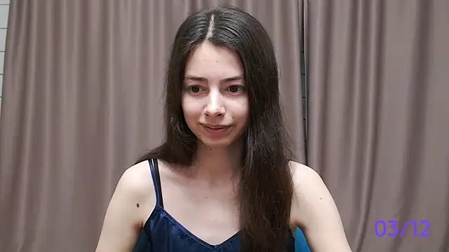 Snapshot of sweet_sweet_angel chatting on December 2024 02:38:01 PM sweet sweet angel online show from December 2024 02:38:01 PM