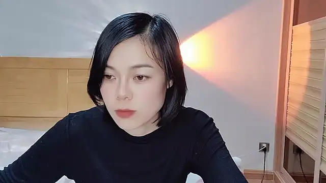 Linda-LL online show from February 2025 01:30:02 PM