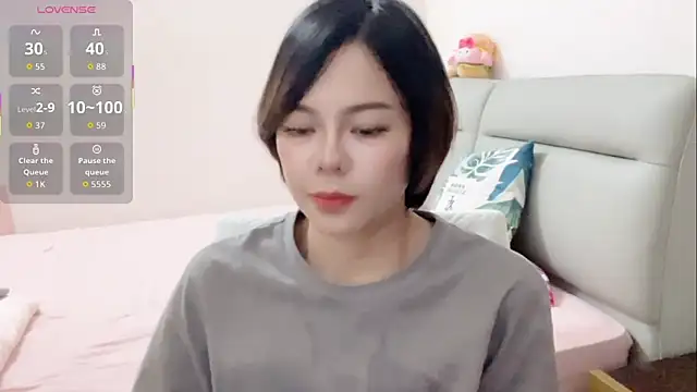 Linda-LL online show from May 2026 12:21:02 PM