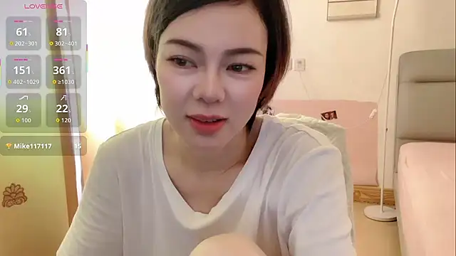 Linda-LL online show from June 2026 03:53:02 AM