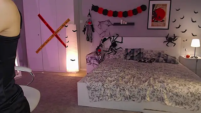 Snapshot of Fay_Dunaway chatting on October 2025 02:10:01 PM Fay Dunaway online show from October 2025 02:10:01 PM