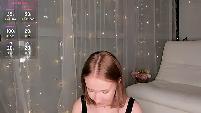 Snapshot of ms_evasweet chatting on March 2025 06:18:01 PM ms evasweet online show from March 2025 06:18:01 PM